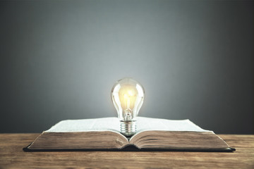 外国是怎么过清明节的？